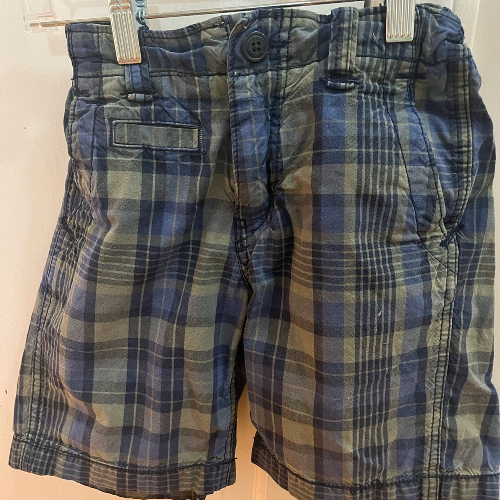 GAP KIDS Checkered Cargo shorts, size 6 (regular)